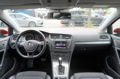 Fahrzeugabbildung Volkswagen Golf VII Lim. BMT Navi Tempo DSG Massage Kamera