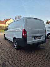 Mercedes-Benz Vito - Mercedes-Benz Vito mit 3 Türen