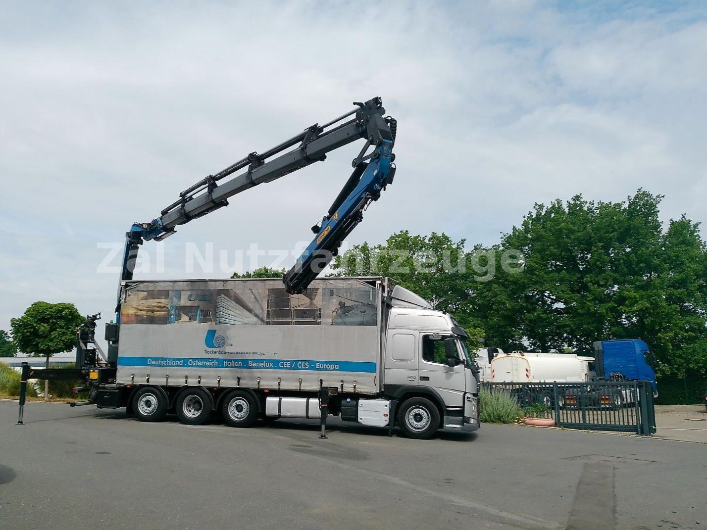 Volvo FM 420  8x2 PK34002 mit Funk