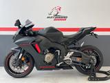 Honda CBR1000RR SC77  |Top Zustad|KD Neu|Wenig KM| - Offers matching your search criteria