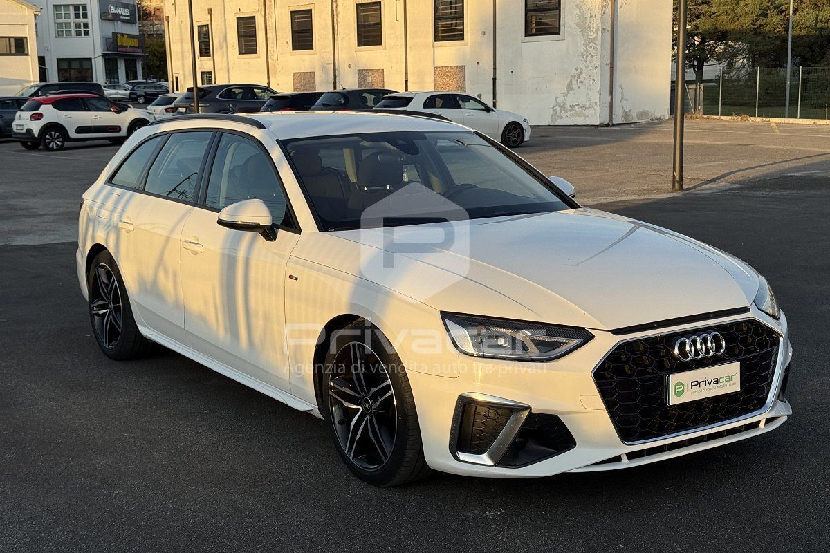 Audi AUDI A4 35 TFSI S line edition imagem 3