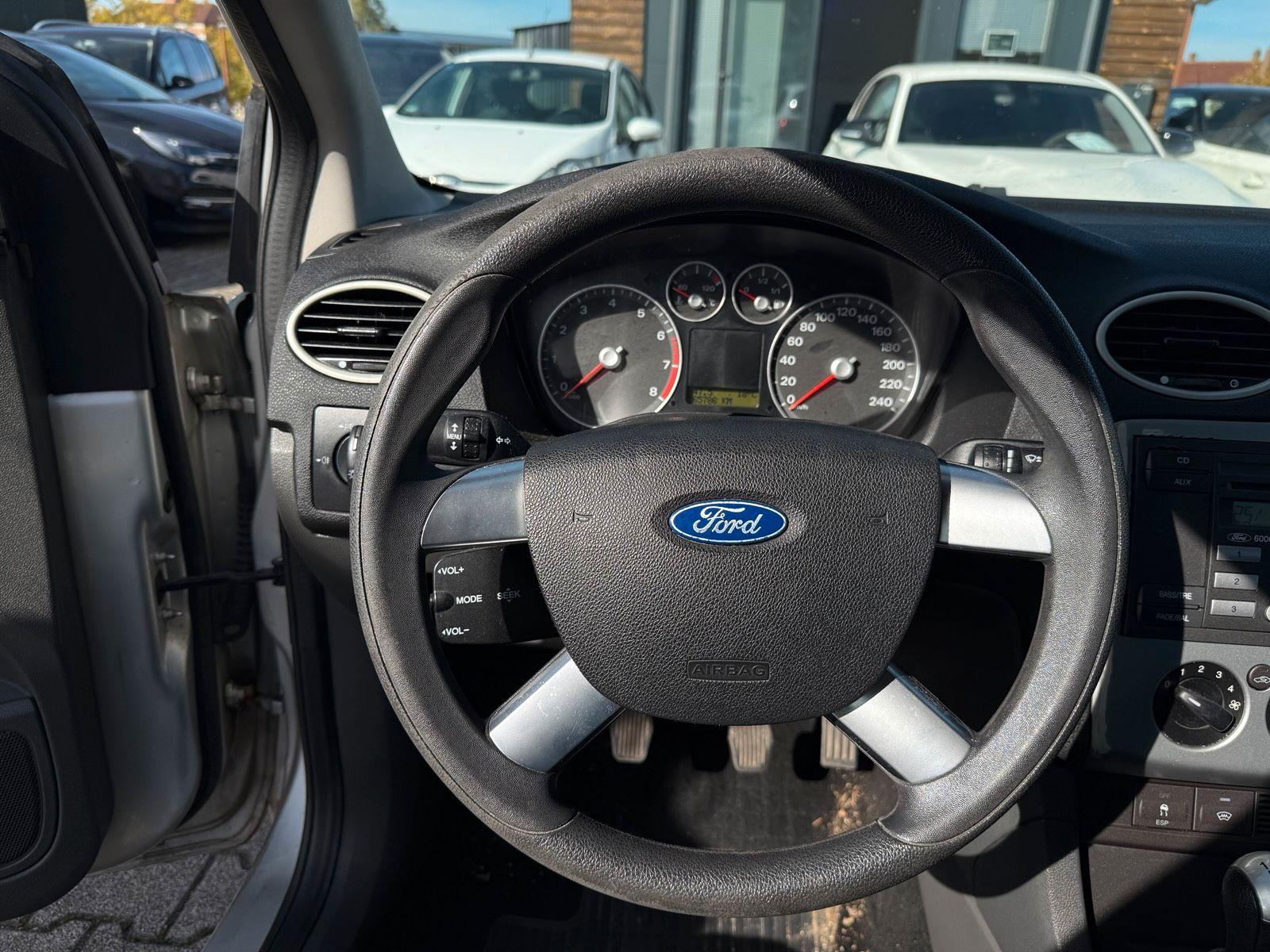 Ford Focus 2007 — photo 8