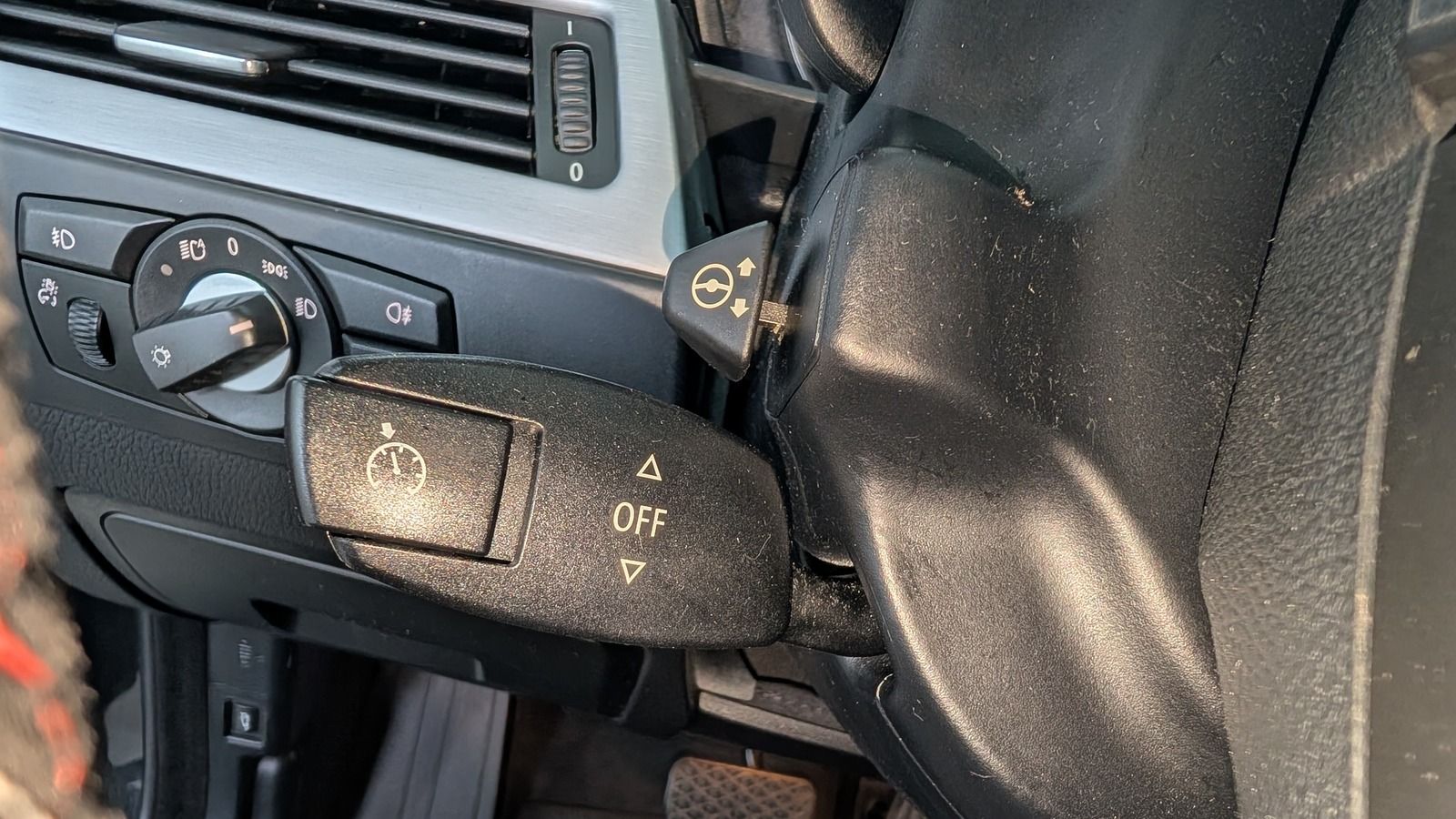 Fahrzeugabbildung BMW 523 i * Xenon * Leder * HUD *