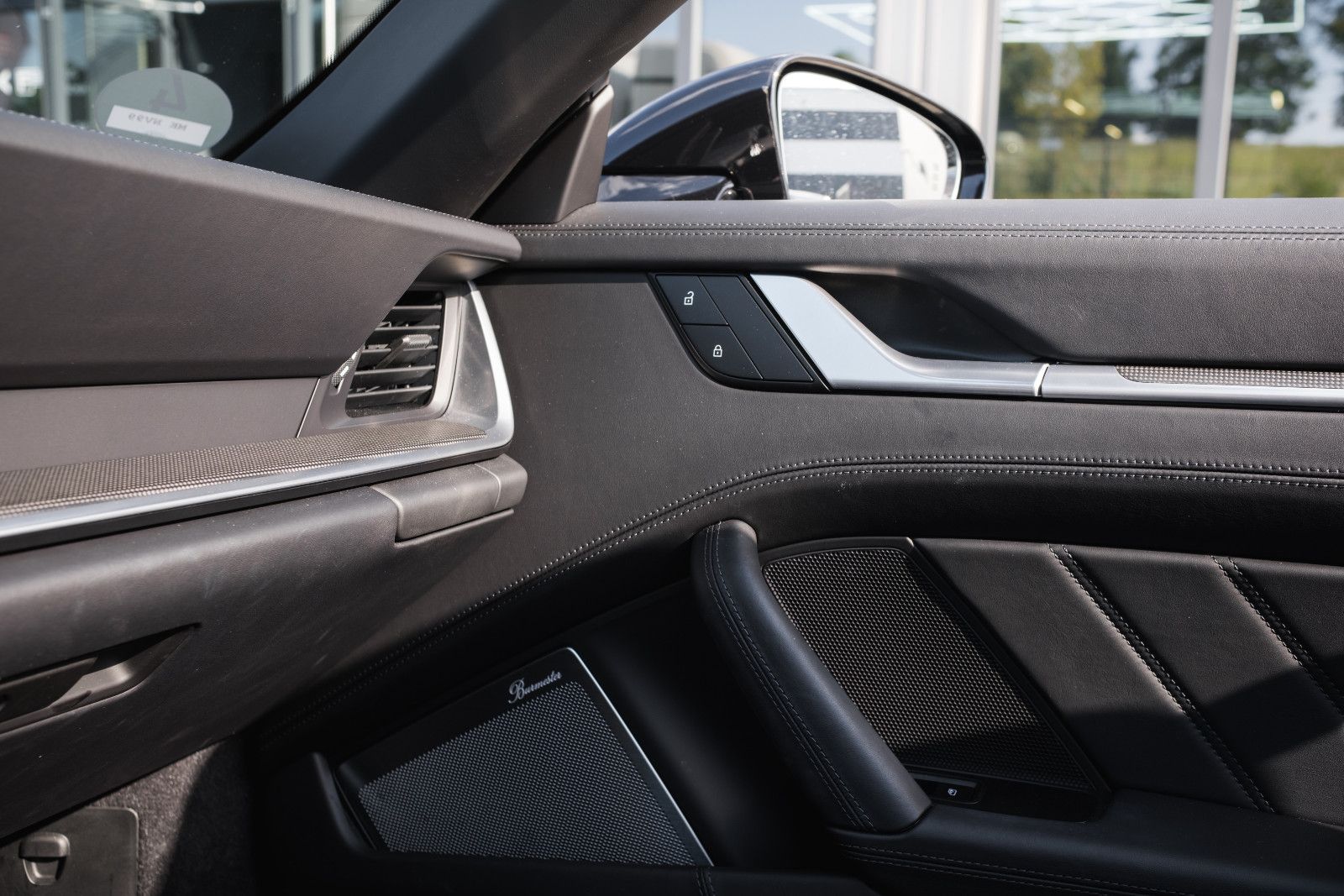 Fahrzeugabbildung Porsche 992/911 Turbo Cabrio-Lift-PDCC-LED-Burmester