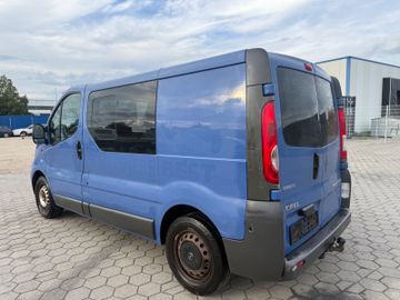 Opel Vivaro - 9