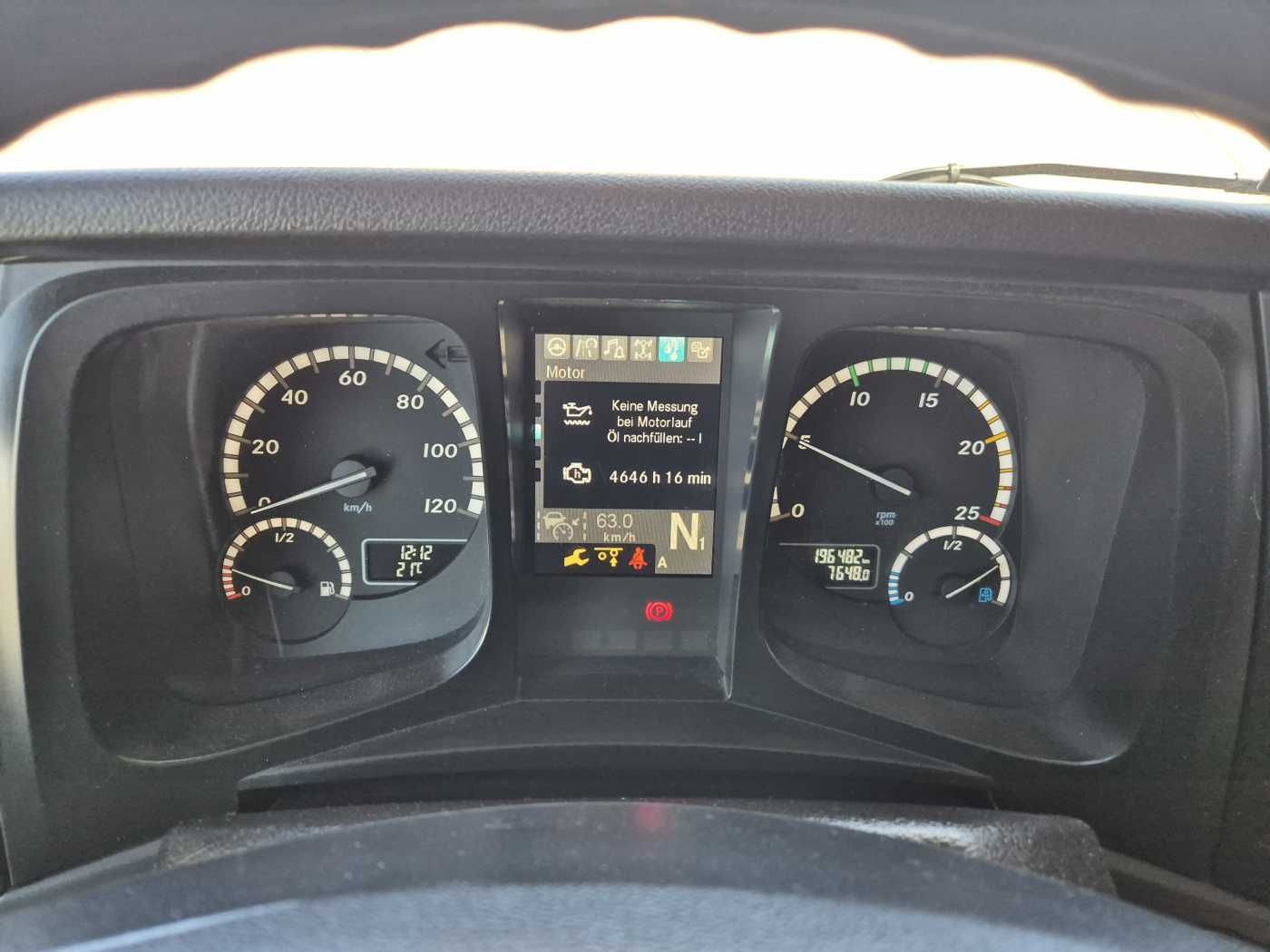 Fahrzeugabbildung Mercedes-Benz Antos 2540 LnR 6x2 LBW Schiebeplanen AHK