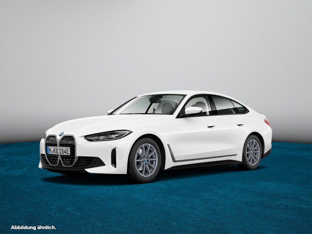 Image of BMW i4