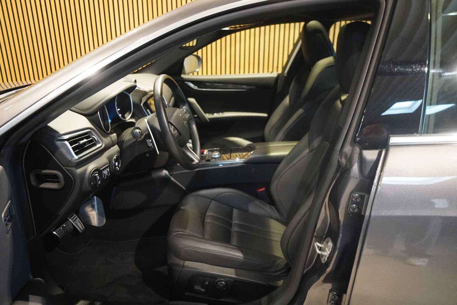 Maserati Ghibli 3.0 V6 GranSport S Q4-U-Frei-BRD-Traum foto 5