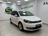 Volkswagen Touran Highline/Mfl/Shz/Alcantara/Parkpilot/ - Volkswagen Touran aus 2011: Highline