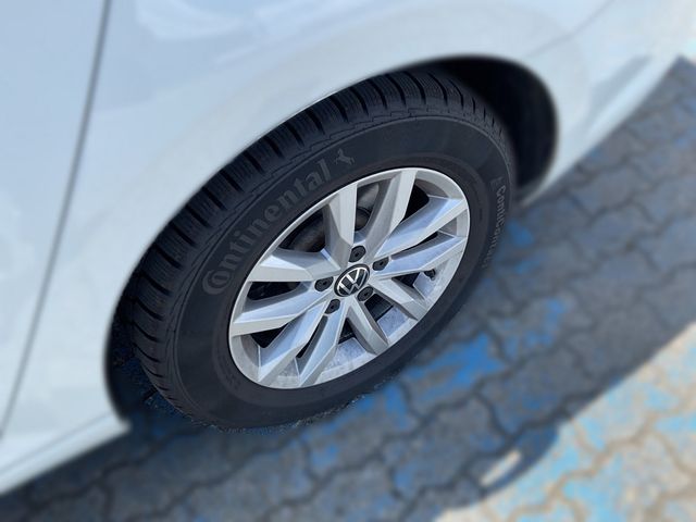 Passat Variant 2.0 TDI Business DSG STAND LED