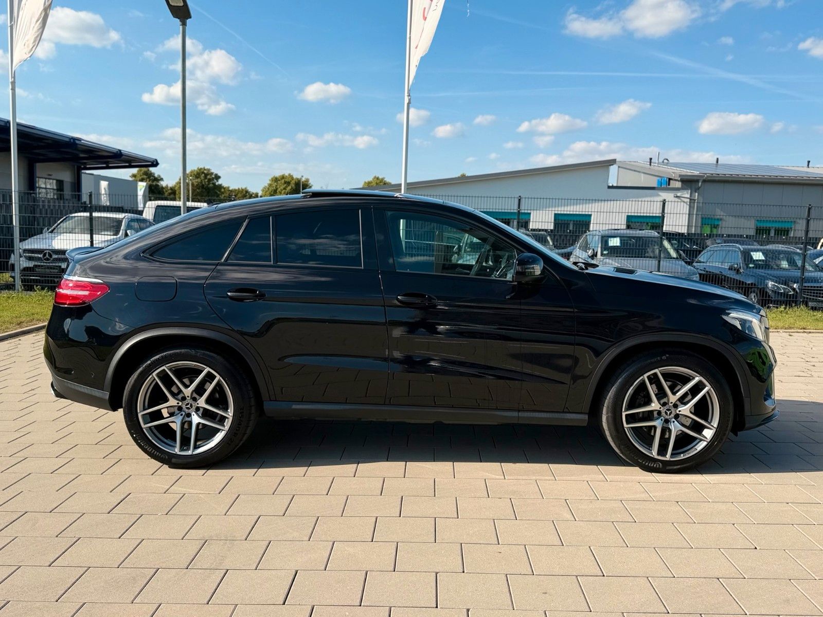 Mercedes-Benz GLE 350 d Coupe 4M AMG-LINE NIGHT PANO LEDER AH foto 6