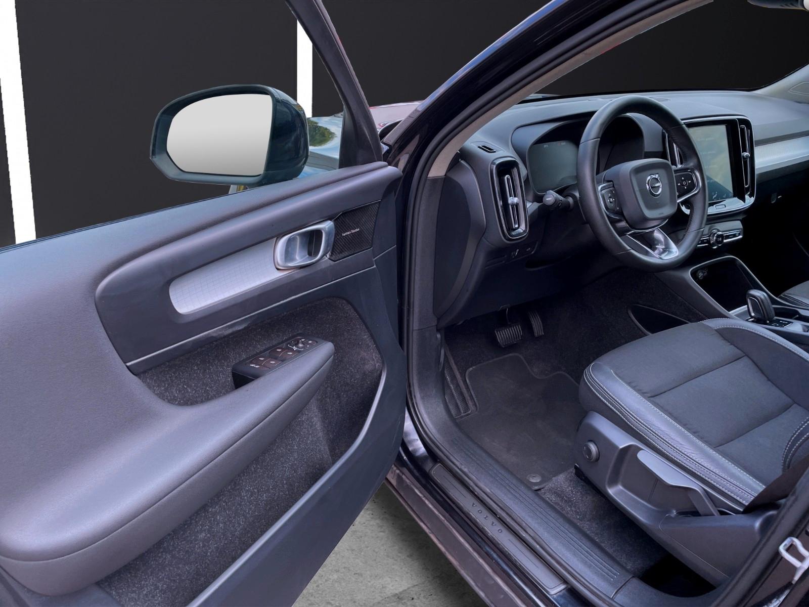 Volvo XC40 Momentum AWD 1.Hand~Lenkradhz.~