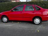 Volkswagen VW Polo Classic 1.6 1996 - Volkswagen Polo Classic mit Benzin-Antrieb