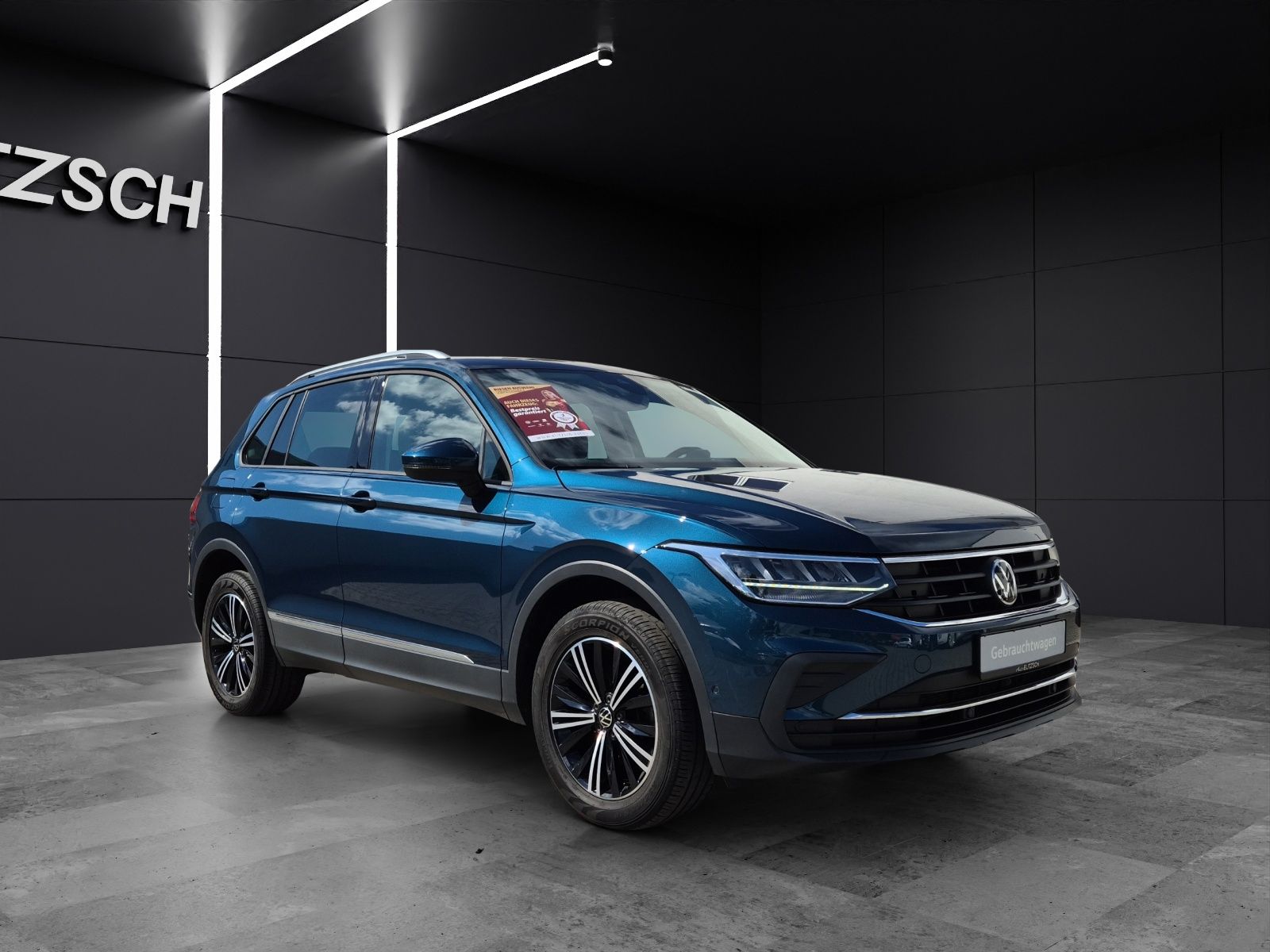 Fahrzeugabbildung Volkswagen Tiguan TDI Life DSG 4M LED AHK Navi ACC SHZ Park