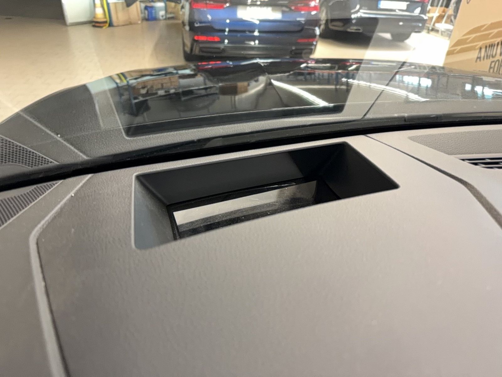 Audi Q8 e-tron - Bild 17