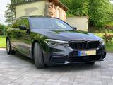 BMW 540i xDrive Touring A - - BMW 540 von privat