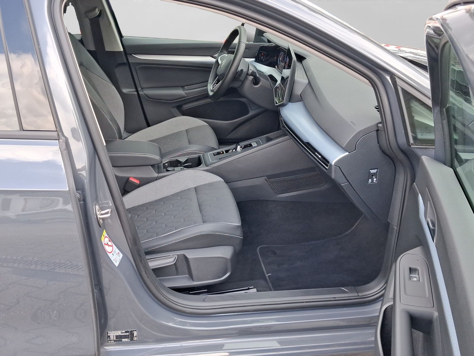 Volkswagen Golf Variant 2.0 TDI DSG GOAL NAVI AHK KAMERA SI foto 4