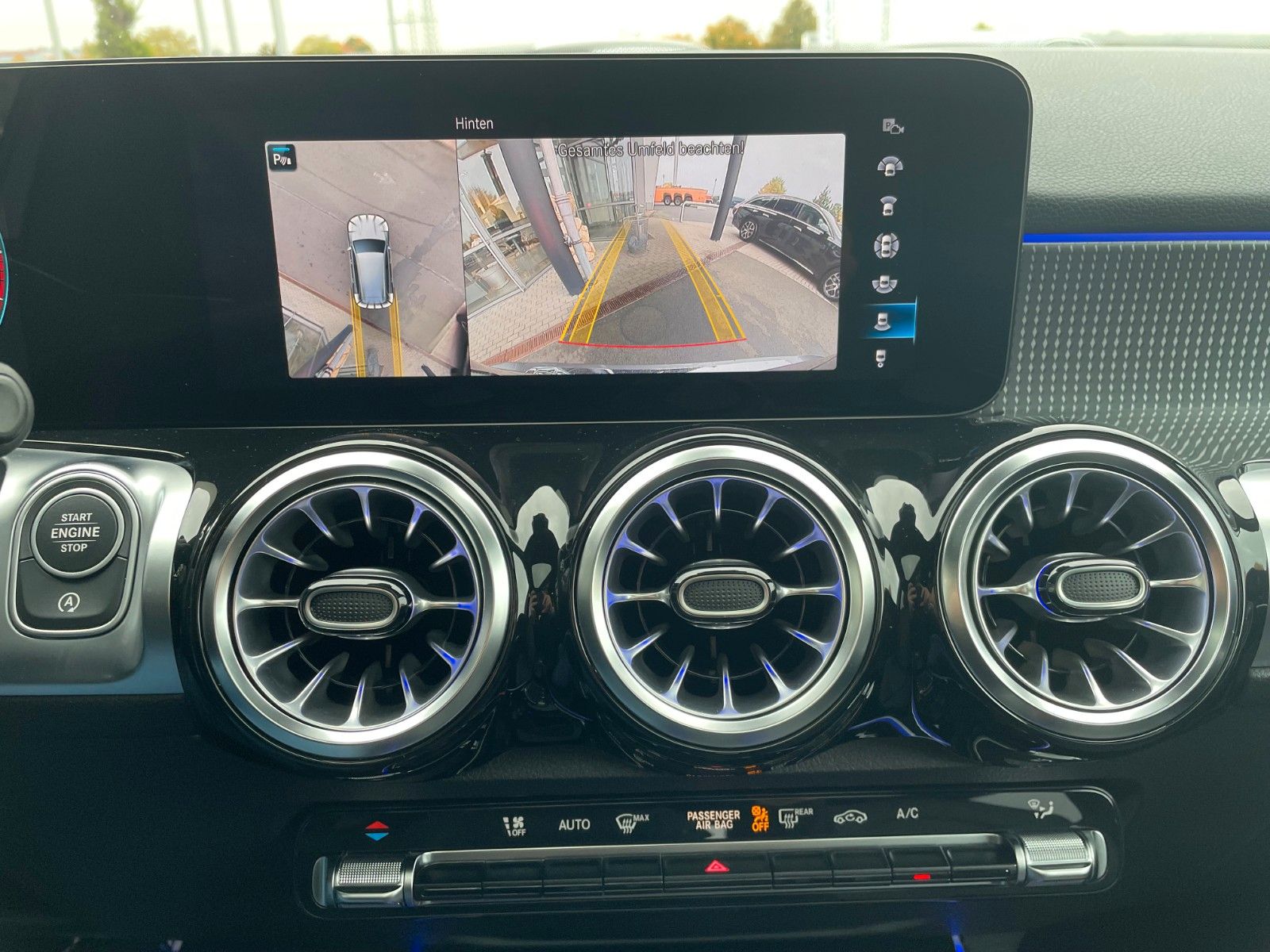 Fahrzeugabbildung Mercedes-Benz GLB 220 d 4MATIC Progressive AHK+Memory+Pano+360