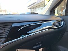 Fahrzeugabbildung Opel Astra K ST Elegance 1.2 Turbo, MATRIX, Navi, RFK
