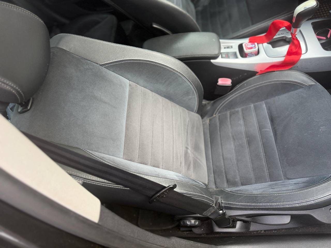 Renault Laguna 2008 — photo 10