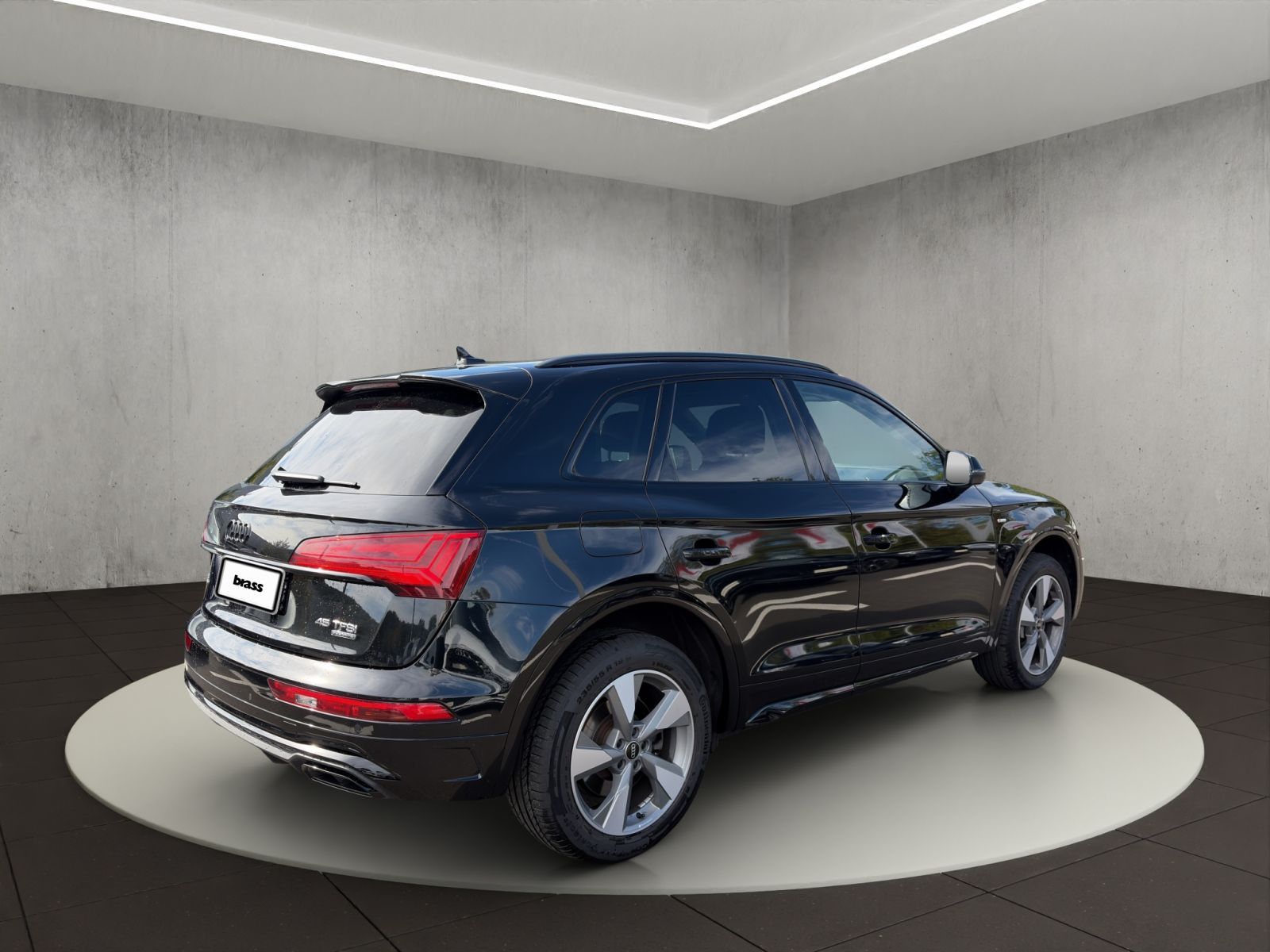 Audi Q5 S line 45 TFSI quattro 195(265) kW(PS) S tron foto 5