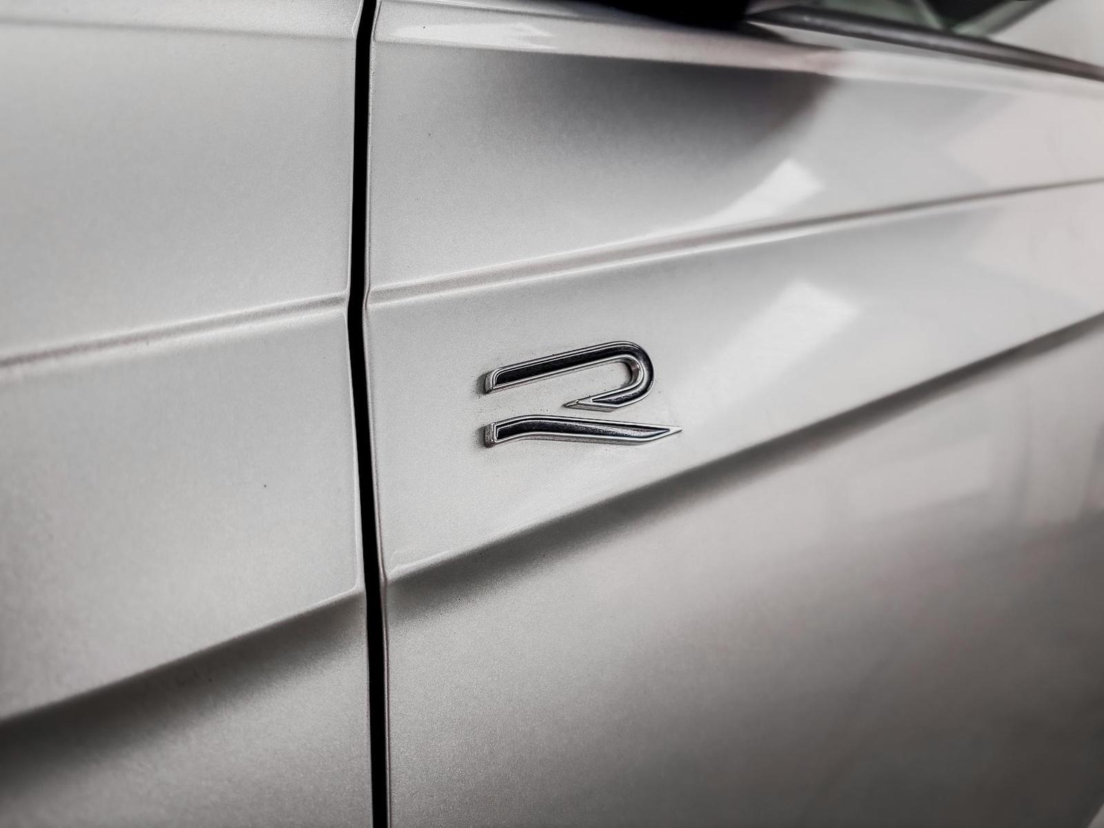 Volkswagen Taigo R-LINE SHZ BLACK PACK MATRIX ACC 1.0 TS..., миниатюра 9