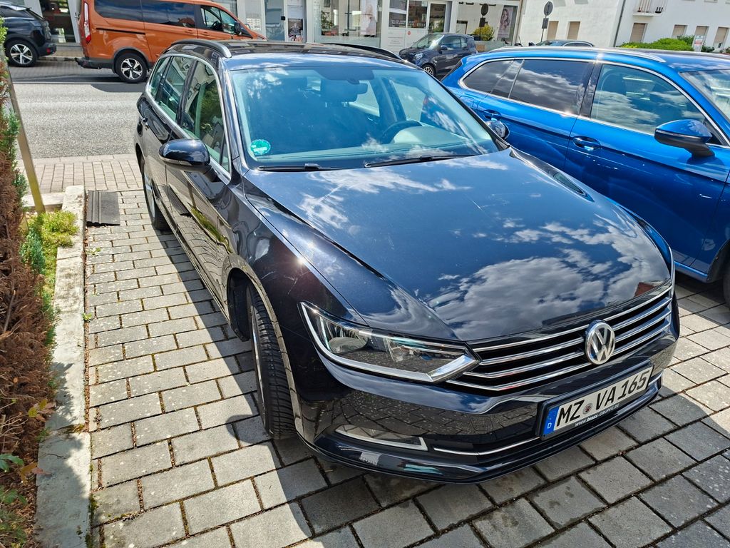 Image of Volkswagen Passat Variant