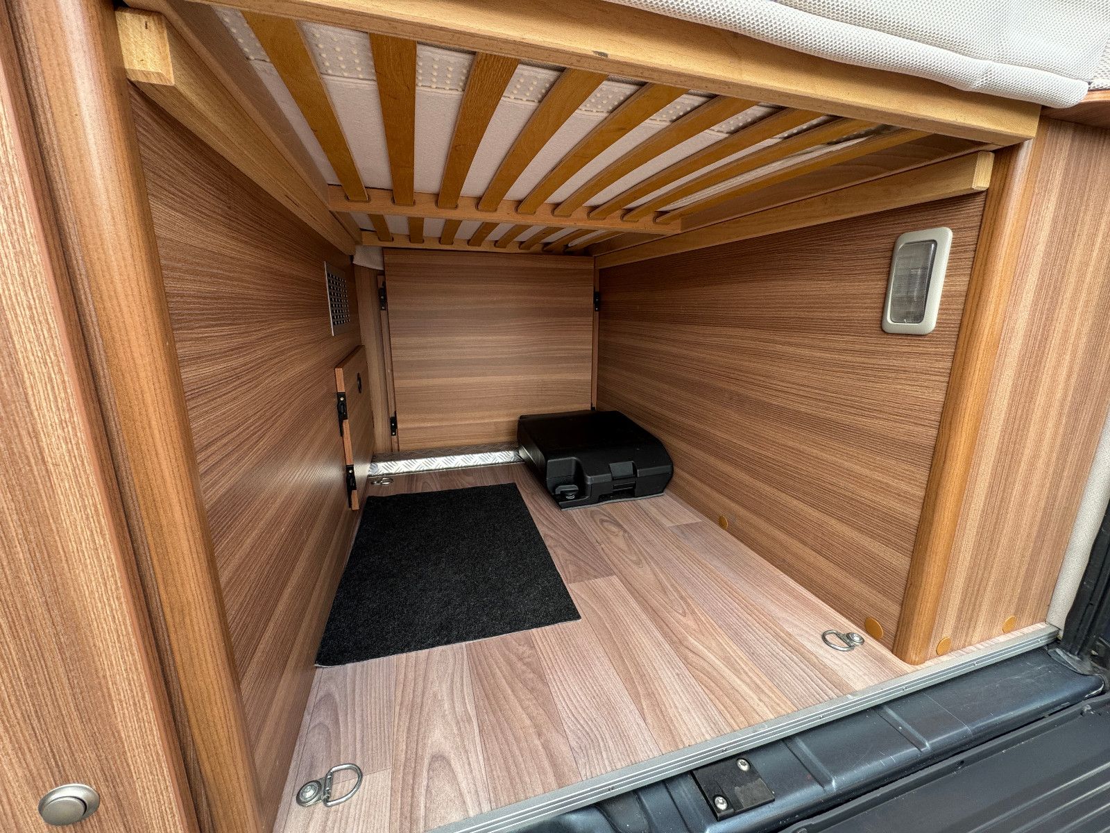 Fahrzeugabbildung Weinsberg 540 CaraBus FIAT DUCATO AHK STANDHEIZUNG 1.HAND