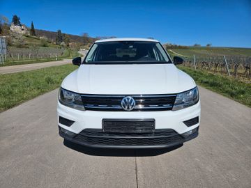 Volkswagen Tiguan - 4