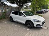 Ford Focus Active - Ford Focus mit Diesel-Antrieb: Kleinwagen, mit Klimaanlage