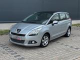 Peugeot 5008 Premium*OPENSKY*SCHECKH. LÜCKENLOS*3. HAND* - Peugeot 5008 in Leipzig