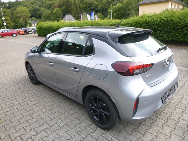 Corsa F GS
