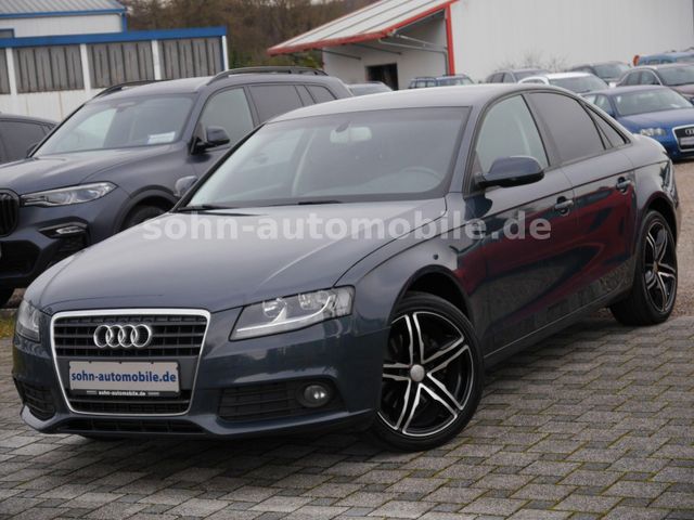 Audi A4 Lim. Attraction Klima/Navi/SHZ/Tempomat/18"