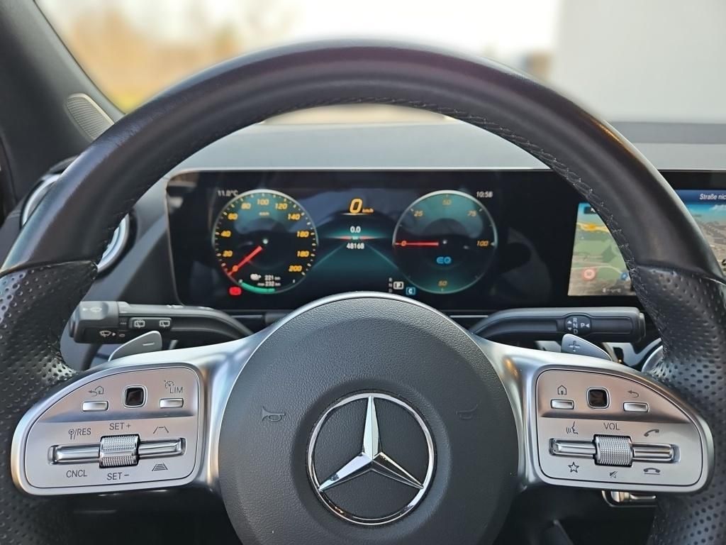 Fahrzeugabbildung Mercedes-Benz EQA 250 AMG Leder ACC Keyless LED Kamera Sound