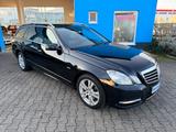 Mercedes-Benz E 250 T-Modell CDI BlueEfficiency Avantgarde - mit Diesel-Antrieb: Kombi, Automatik