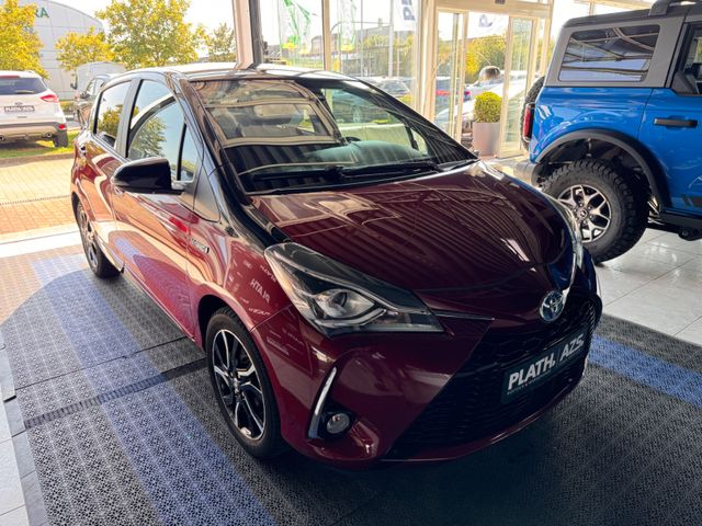 Toyota Yaris  Hybrid Style Selection