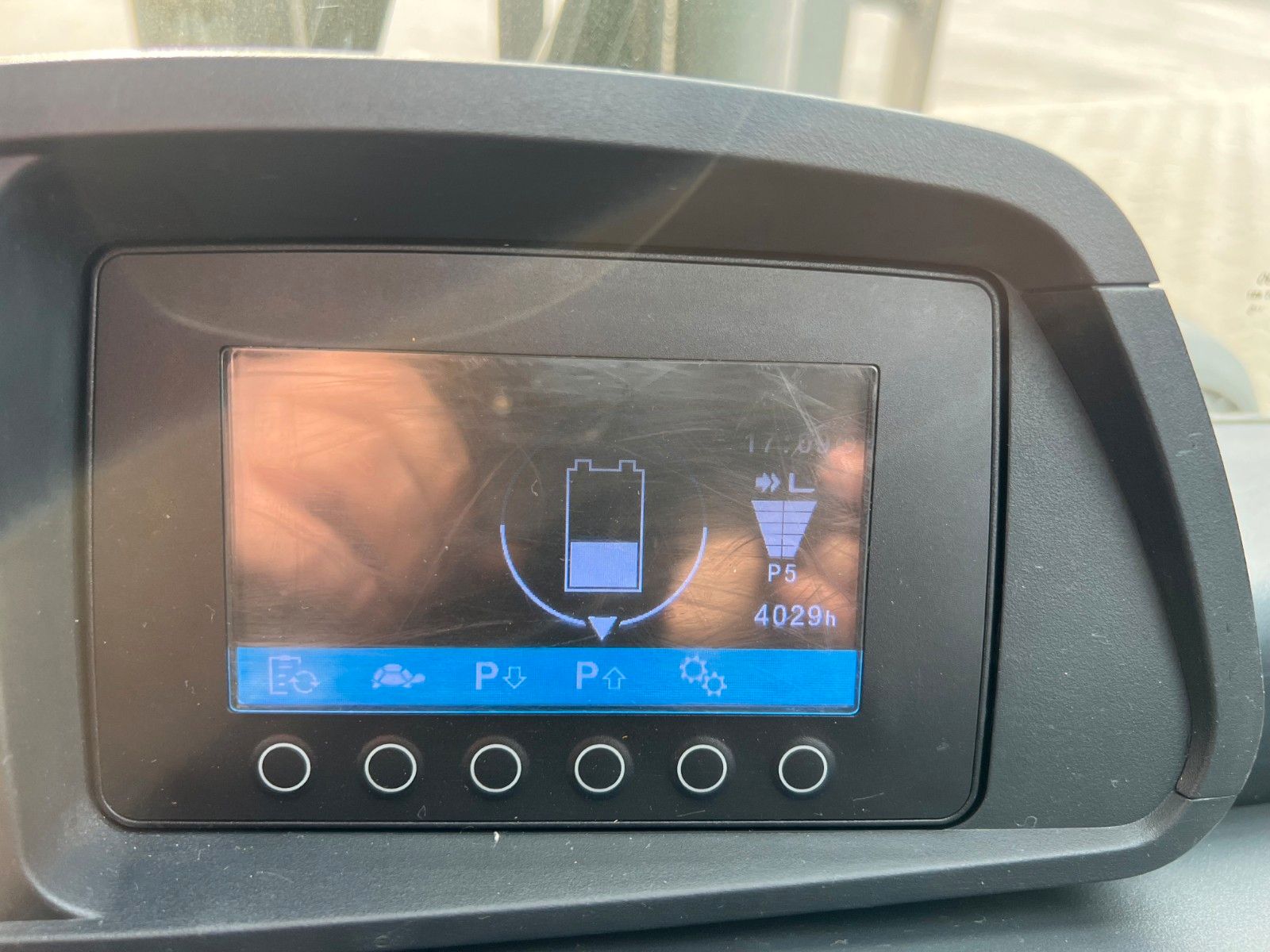 Fahrzeugabbildung Jungheinrich EFG 215 / Triplex: 4.25m! / SS /  4.029h