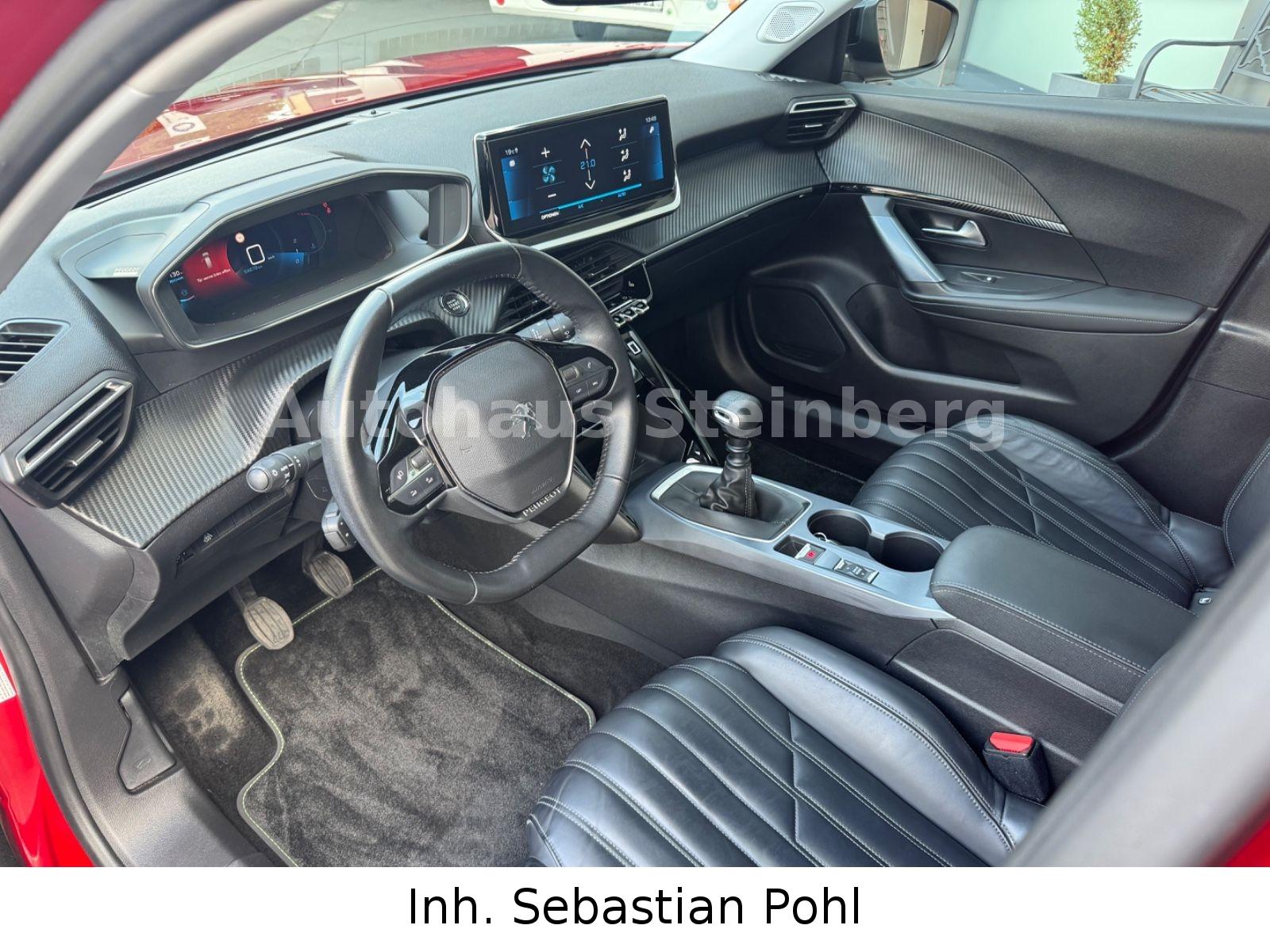 Peugeot 2008 Allure*LED*APP*NAVI*LEDER*1.HAND