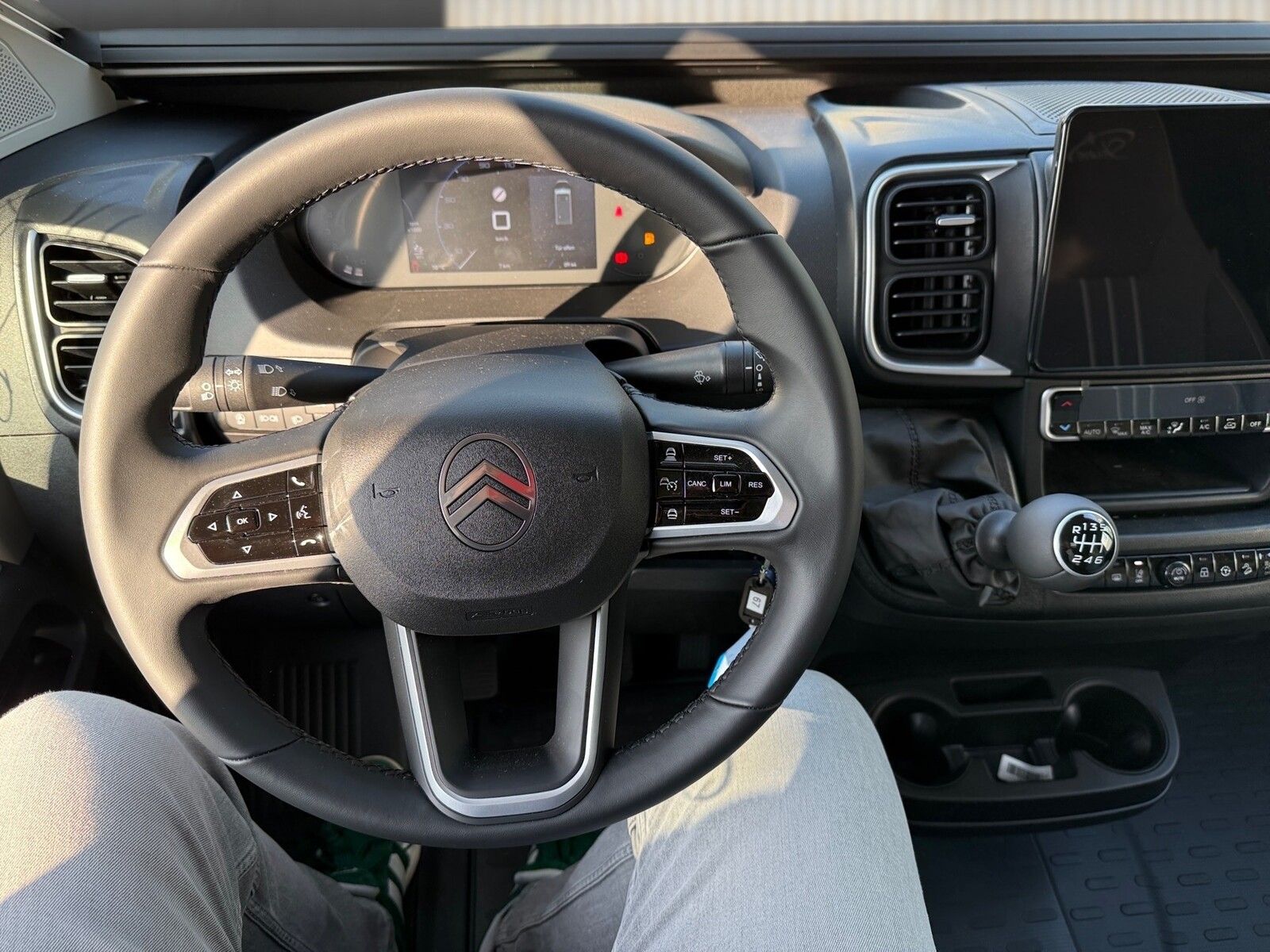 Fahrzeugabbildung Pössl Summit Shine 540 R Citroen 140 PS Premium Paket