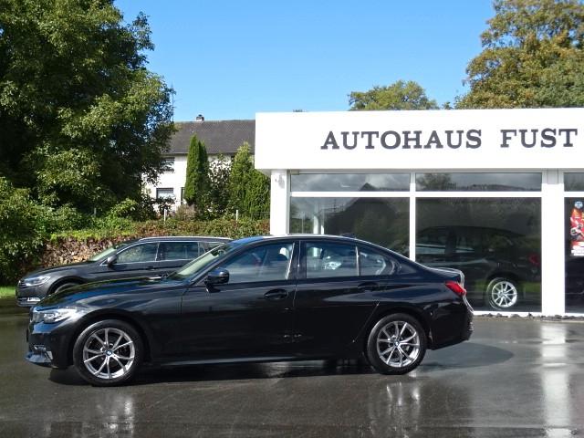 BMW 318 d Limousine SPORT,LEDER,NAVI,LED,AUTOM,1HAND