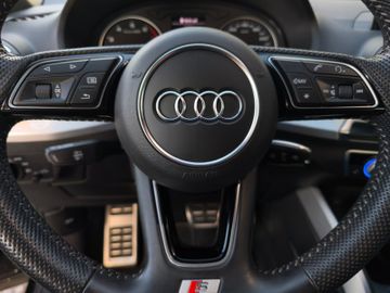 Audi Q2 35 TFSI sport*S-Tronic*LED*Alu*SHZ*PDC*