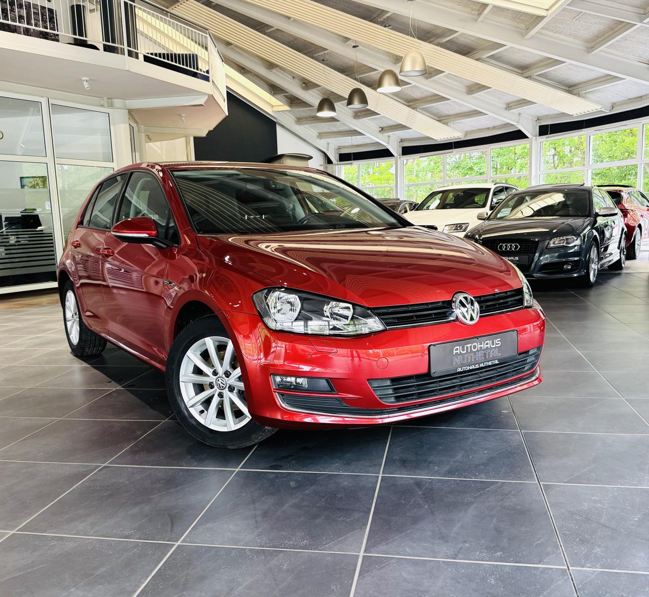 Volkswagen Golf VII 1,4 TSI LOUNGE BMT NAVI 