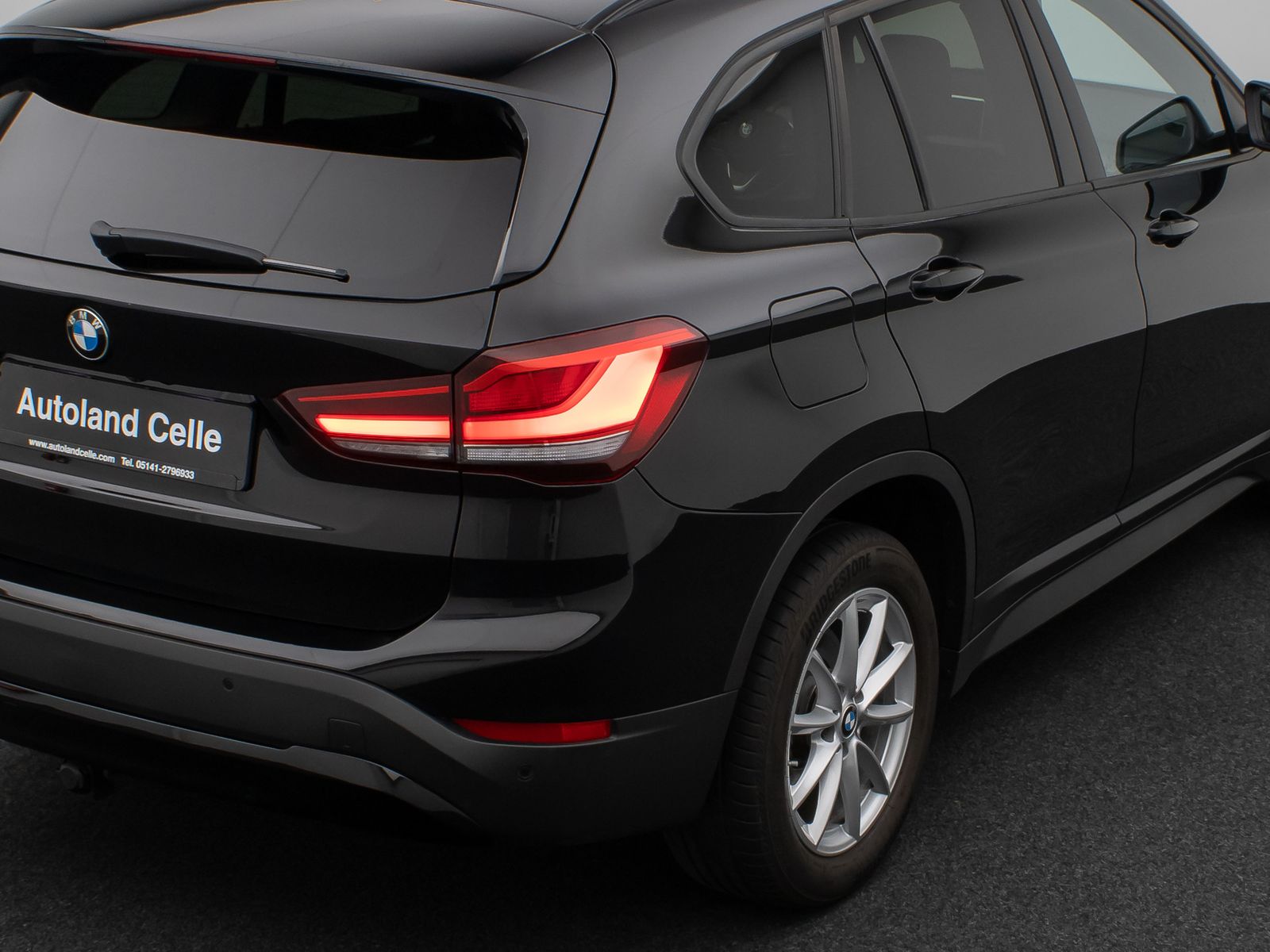Fahrzeugabbildung BMW X1 sD18i Kamera DAB HiFi Navi Komfort LED Sport