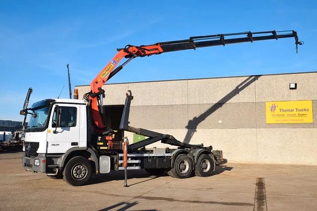 Mercedes-Benz Actros 3336