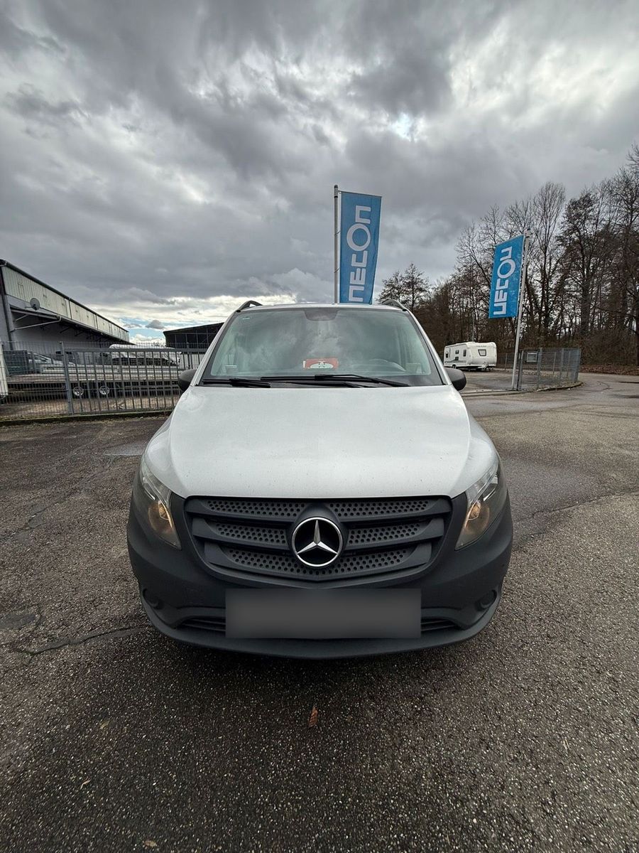 MERCEDES-BENZ Mercedes-Benz Vito Tourer