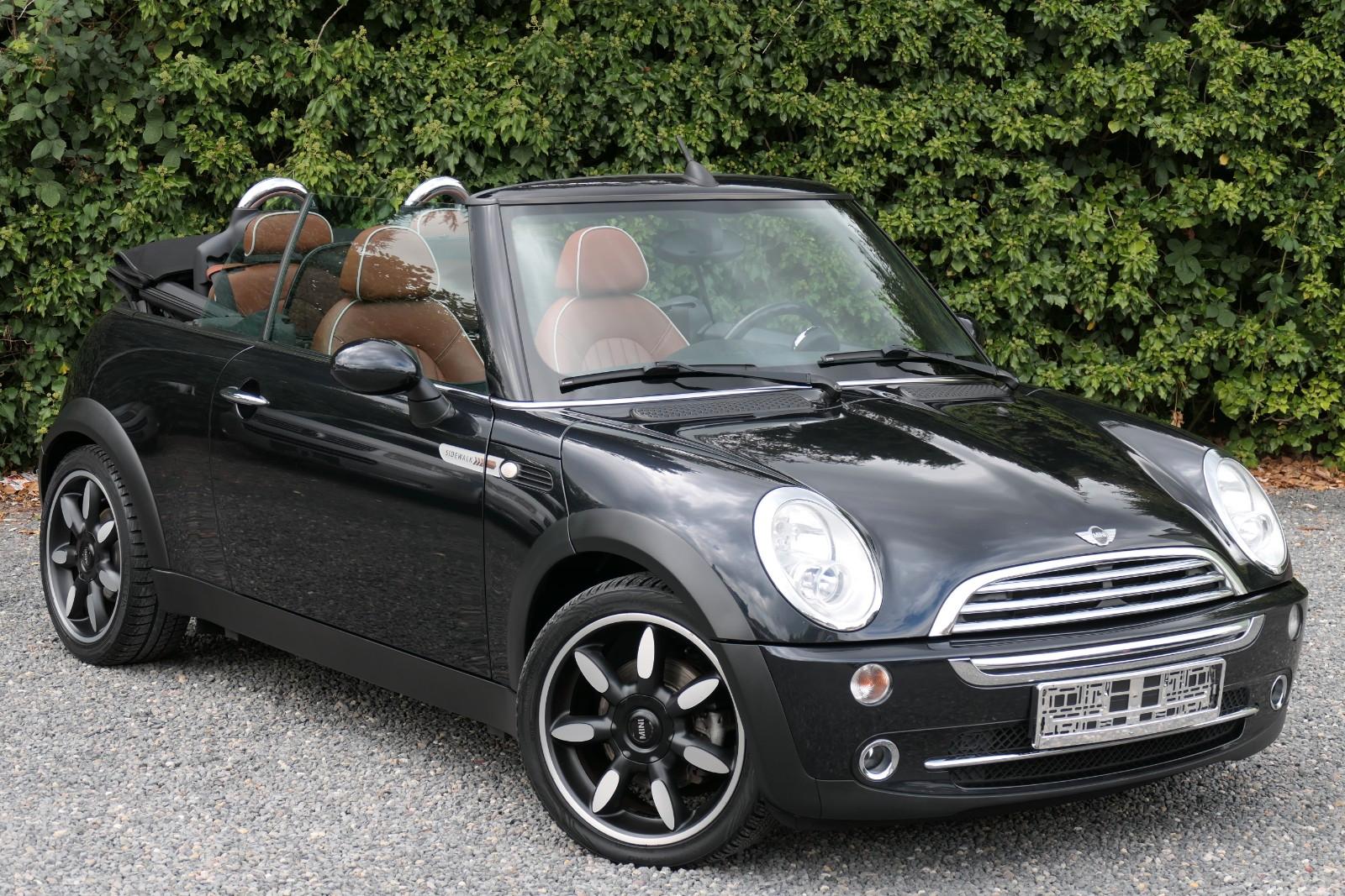 MINI Cooper S Cabrio Sidewalk* LEDER * PDC * TÜV *