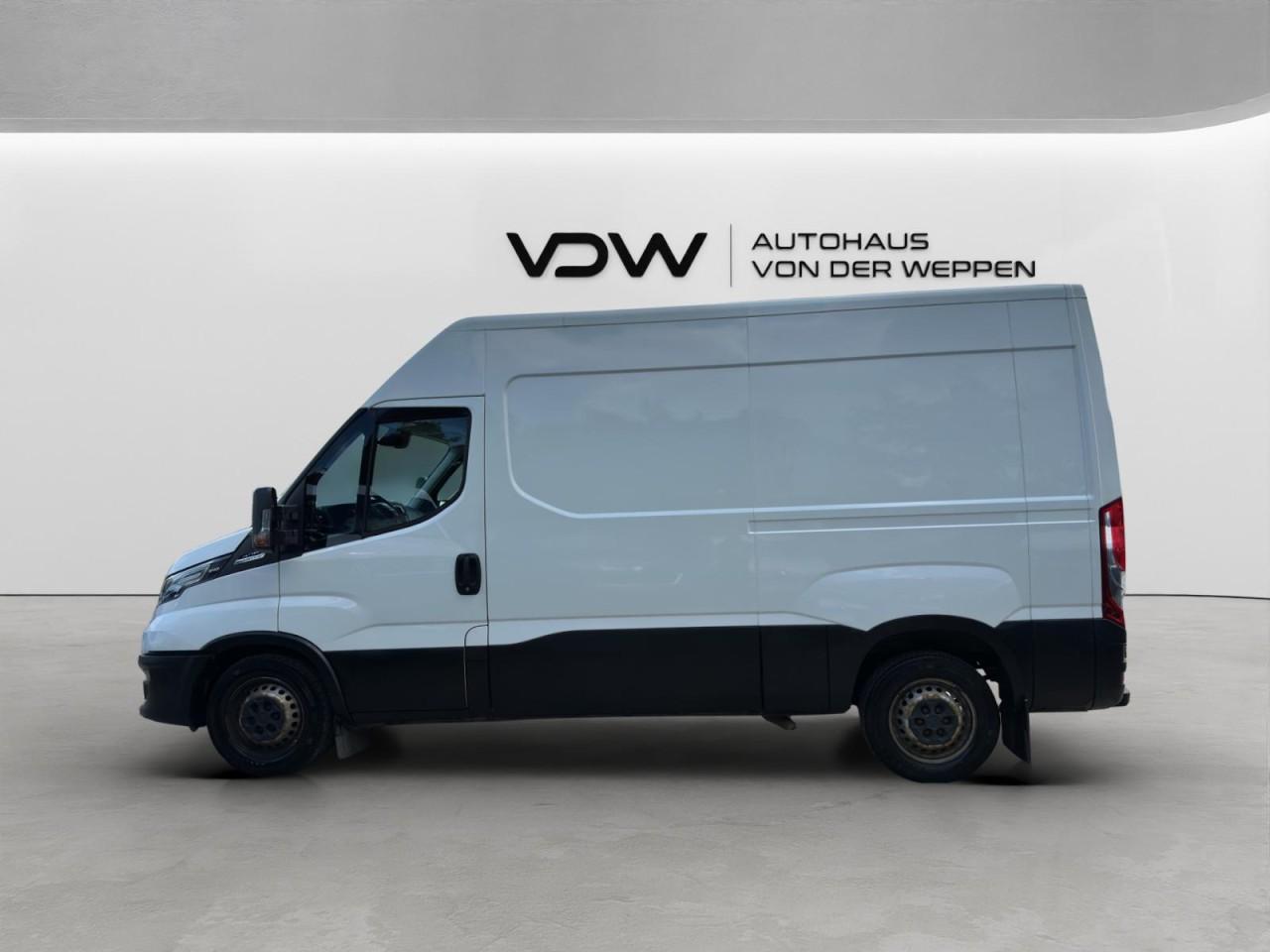 Iveco Daily Kasten 35 S16 Radstand 3520 mit AHK!!!!