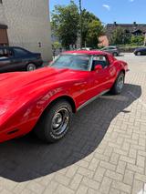 Corvette Chevrolet Corvette C3 Stingray Targa 5.7 V8 - rote Corvette C3