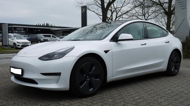 Tesla Model 3 Allradantrieb mit Dualmotor Long Range