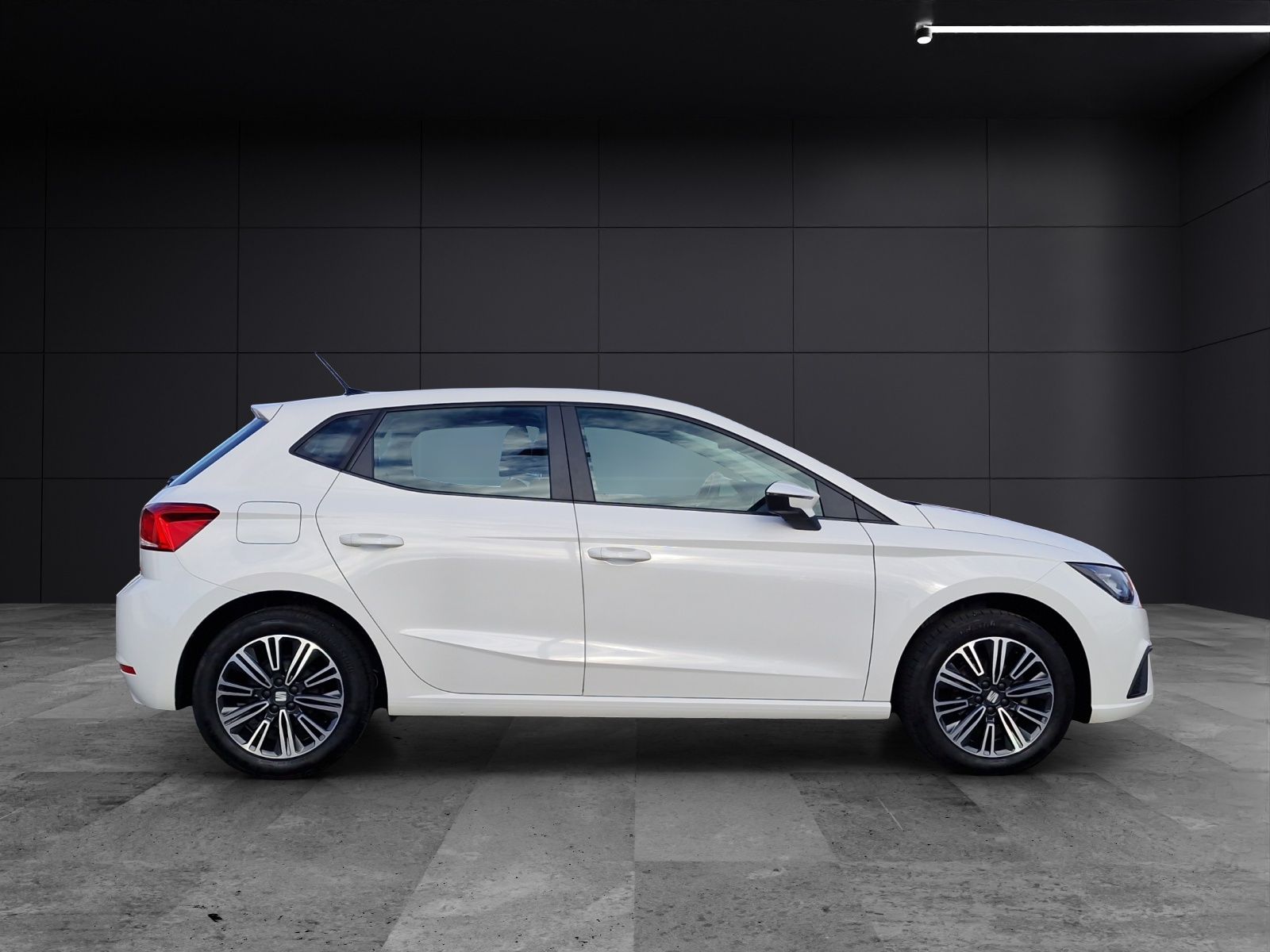 Fahrzeugabbildung SEAT Ibiza Style Edition 1.0 TSI ACC LED APP Climatro